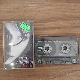 EMMA SHAPLIN - CARMINE MEO, KASET